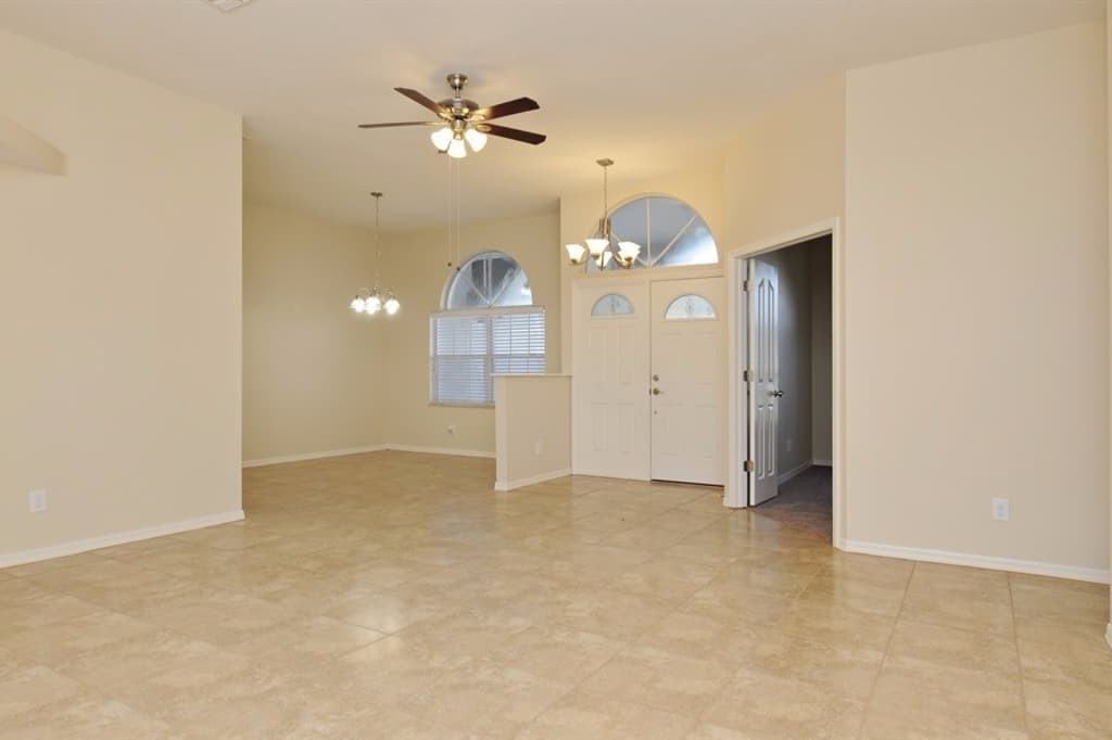 4350 Genesee Ln - Photo 2 of 16