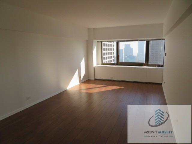 875 North Michigan Avenue - Photo 2 of 23