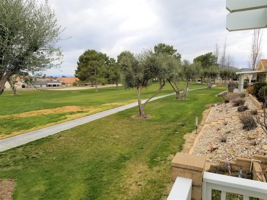 10775 Cherry Hills Dr - Photo 3 of 24