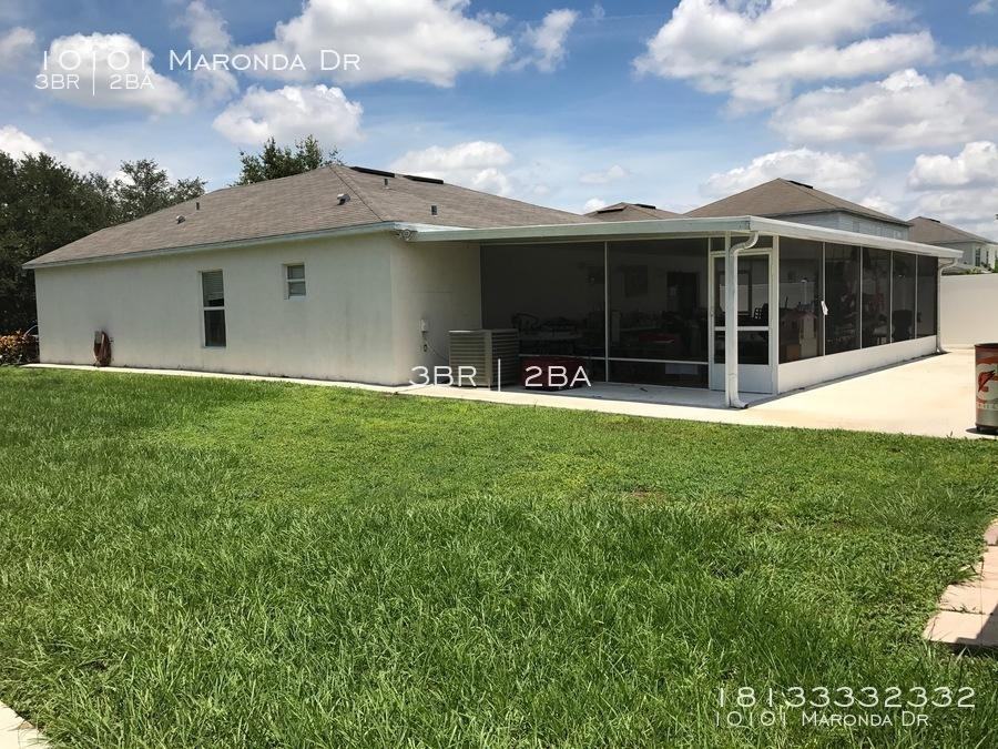 10101 Maronda Dr - Photo 3 of 8