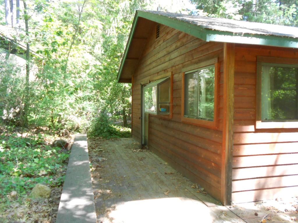 17110 Dogwood Way - Photo 2 of 8