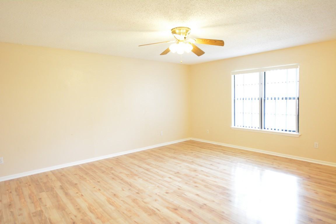 3410 Auction Barn Rd - Photo 4 of 10