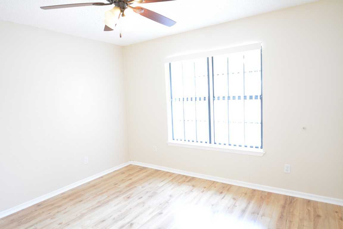 3410 Auction Barn Rd - Photo 5 of 10