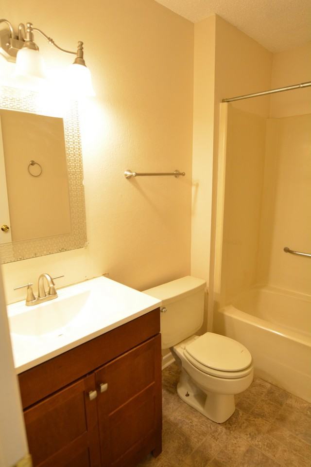 3410 Auction Barn Rd - Photo 7 of 10