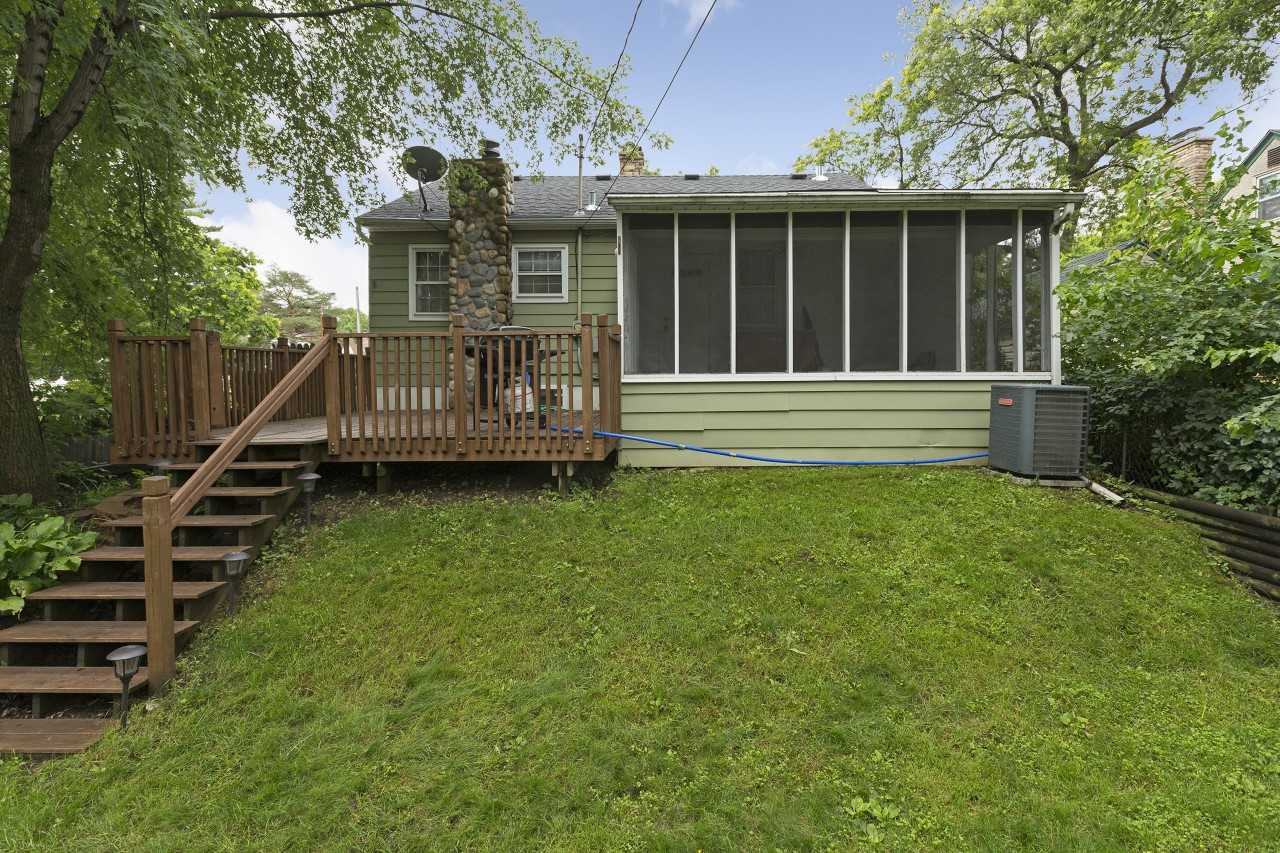 5900 W 34th St - Photo 5 of 37