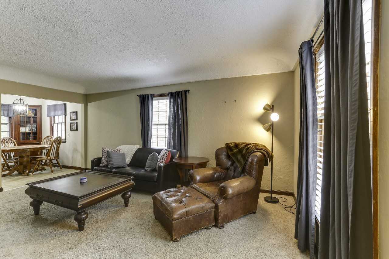 5900 W 34th St - Photo 7 of 37