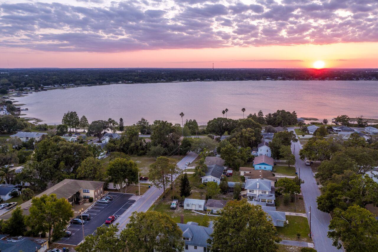 710 Avenue C SW - Photo 3 of 15