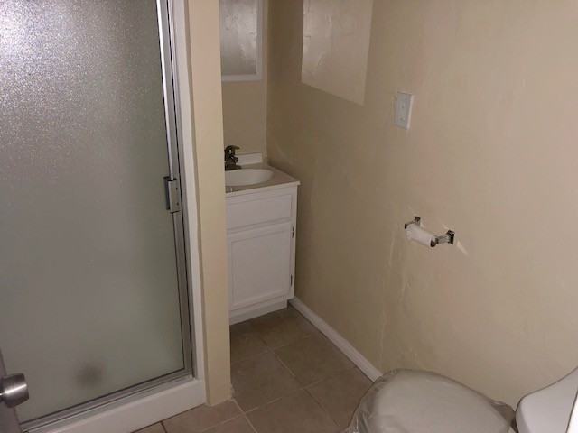 1361 E 50th St - Photo 3 of 4