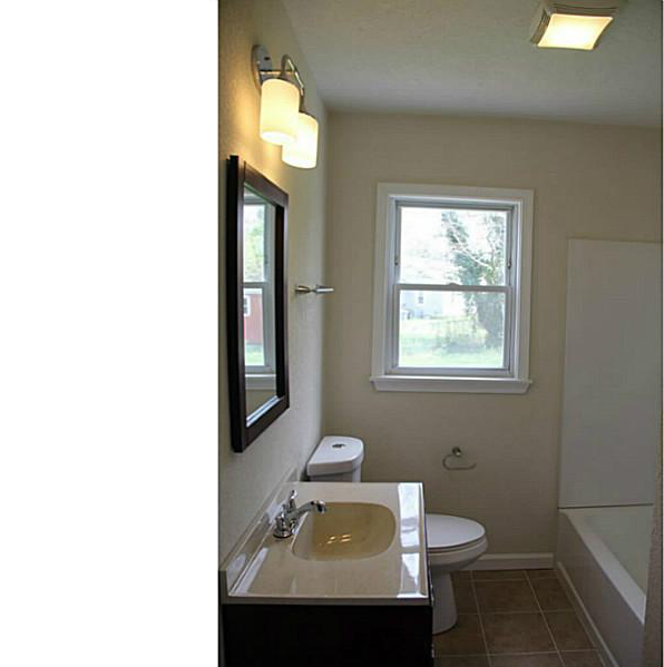 621 Augusta St - Photo 3 of 6