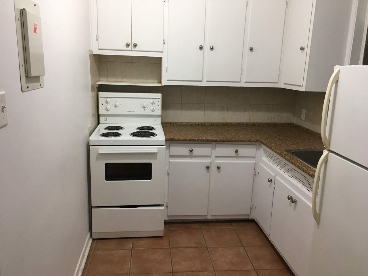 5105 Chemin de la Côte-Saint-Luc #G-3