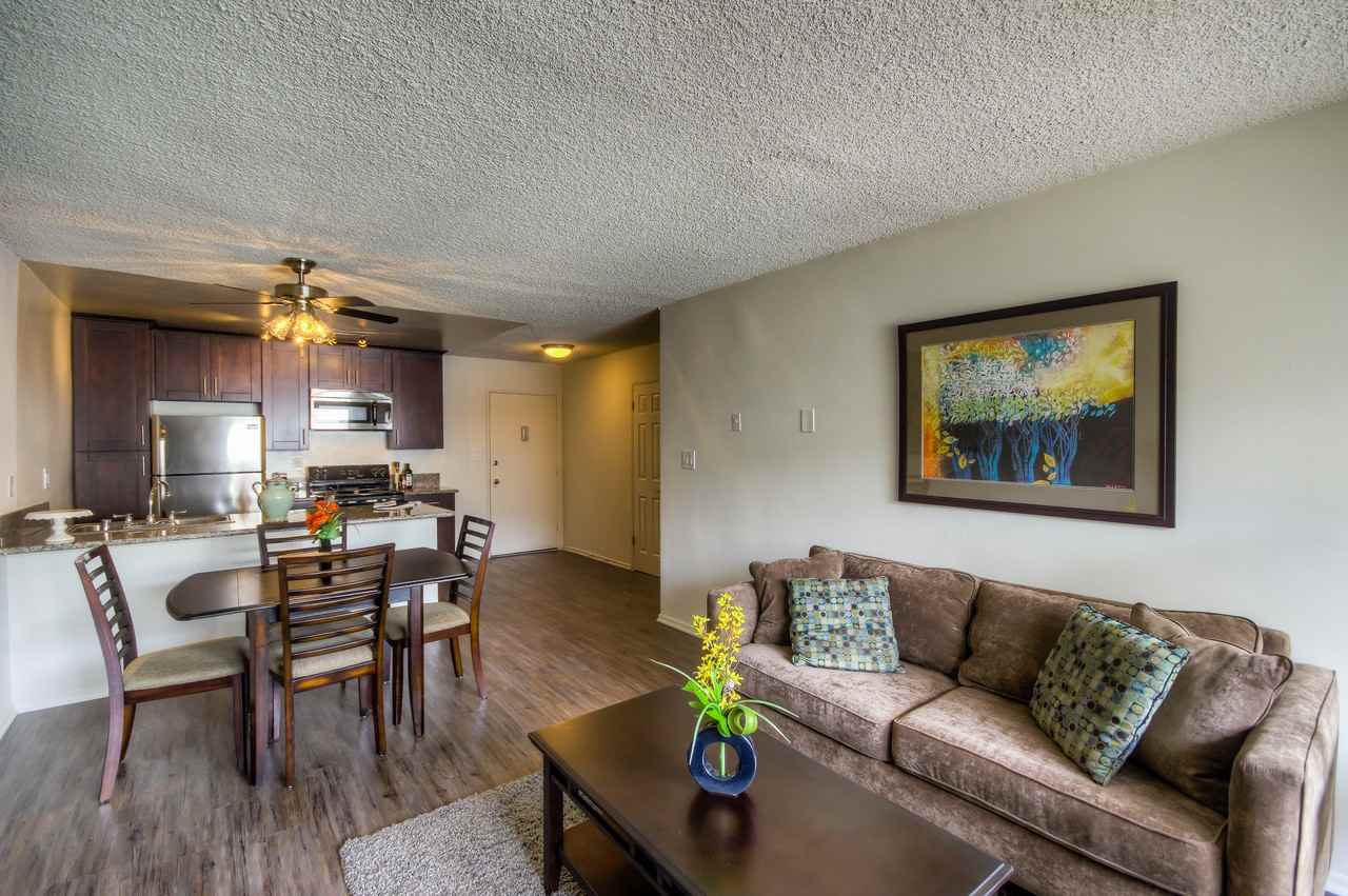 Bay on 6th - Photo 4 of 9