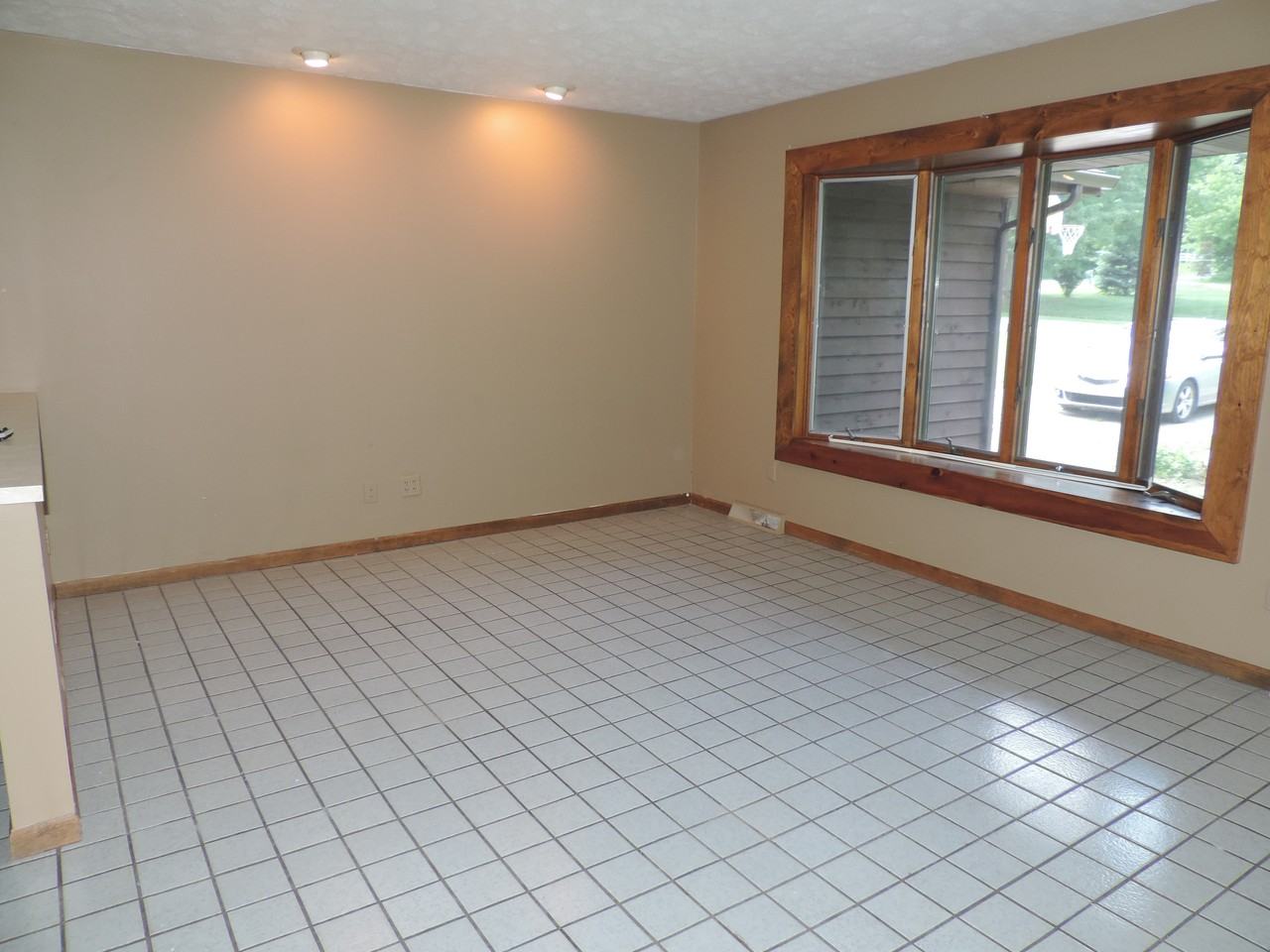 109 Carey Mission Rd - Photo 2 of 8