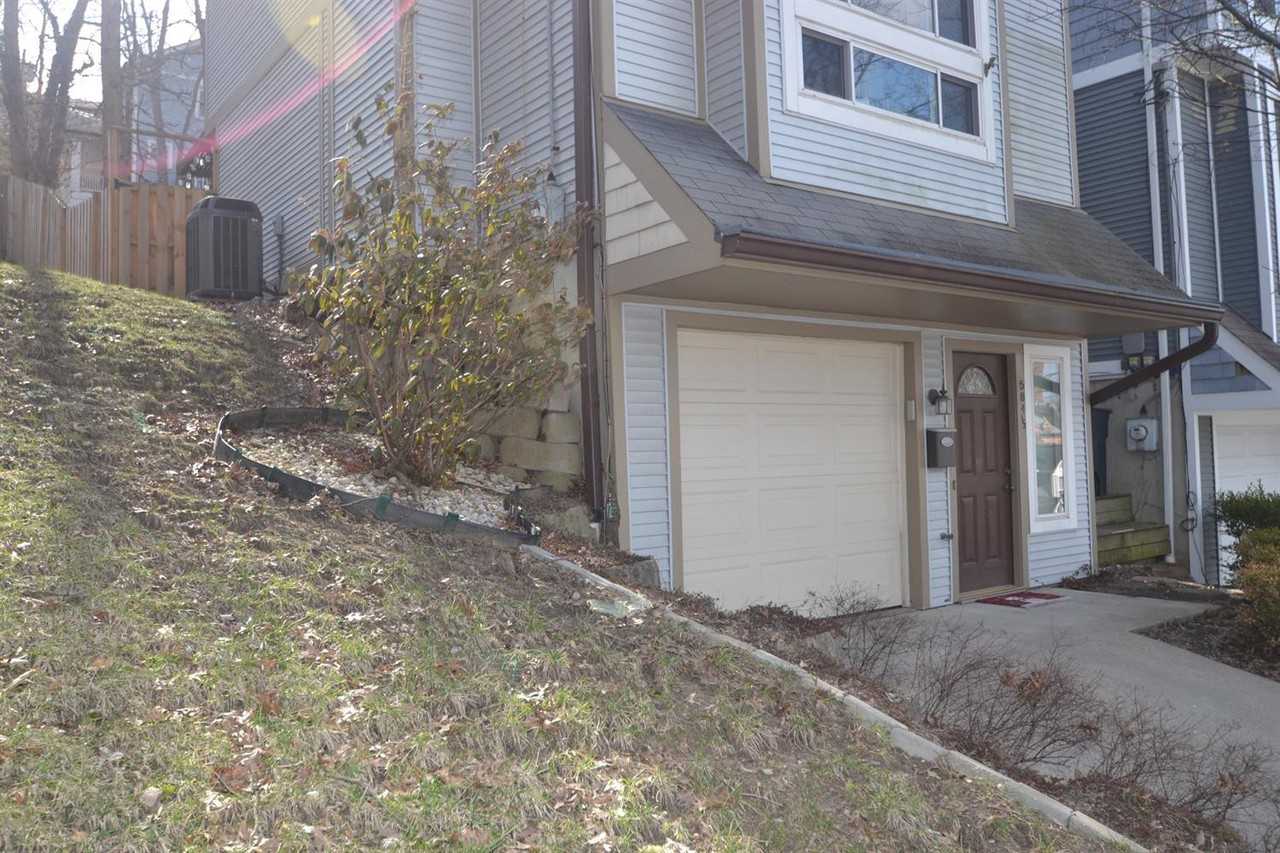 564 Hoge St - Photo 3 of 21