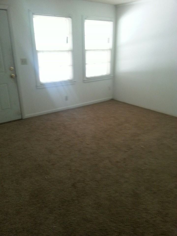 1134 S Terrace Dr - Photo 2 of 5