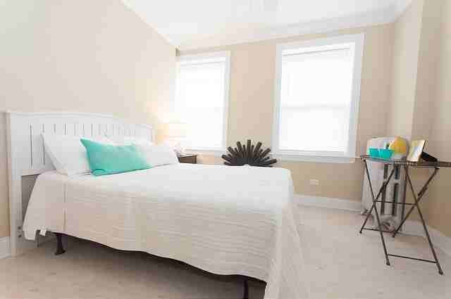 839 West Diversey Parkway