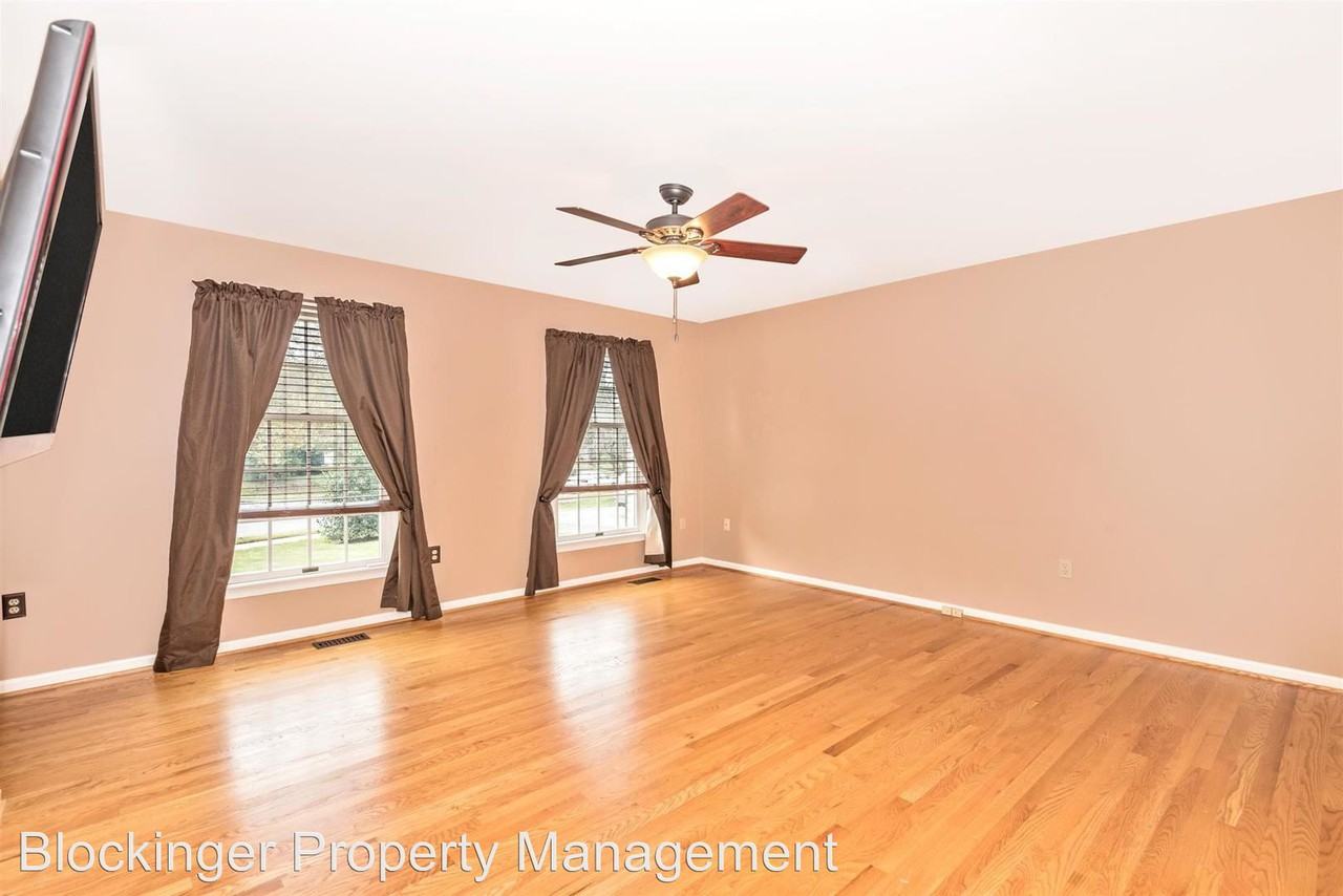 311 Fallsworth Pl - Photo 3 of 32