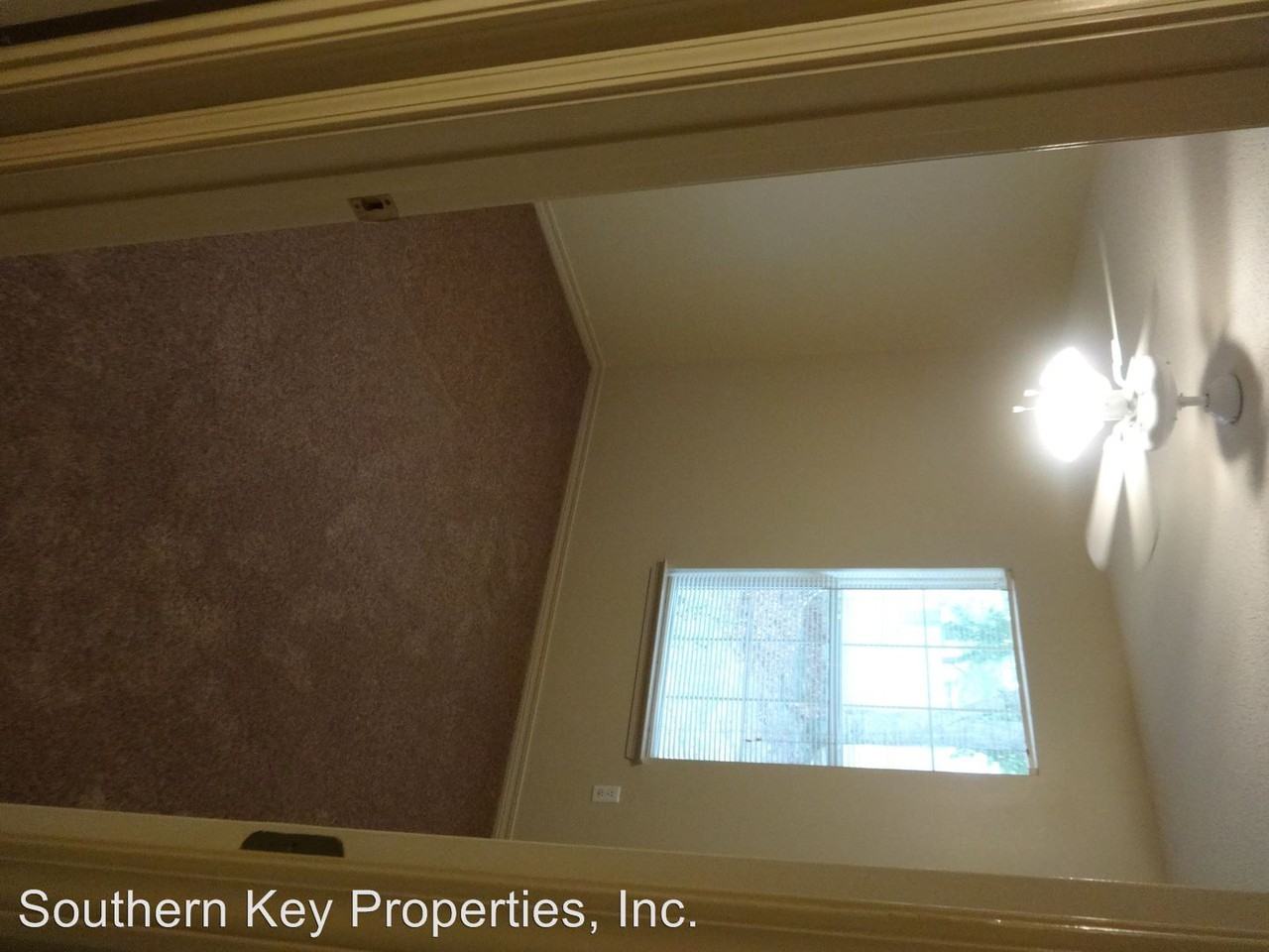 306 Feldon Dr - Photo 3 of 6