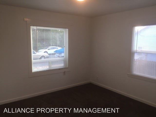 761 Pine St - Photo 2 of 4