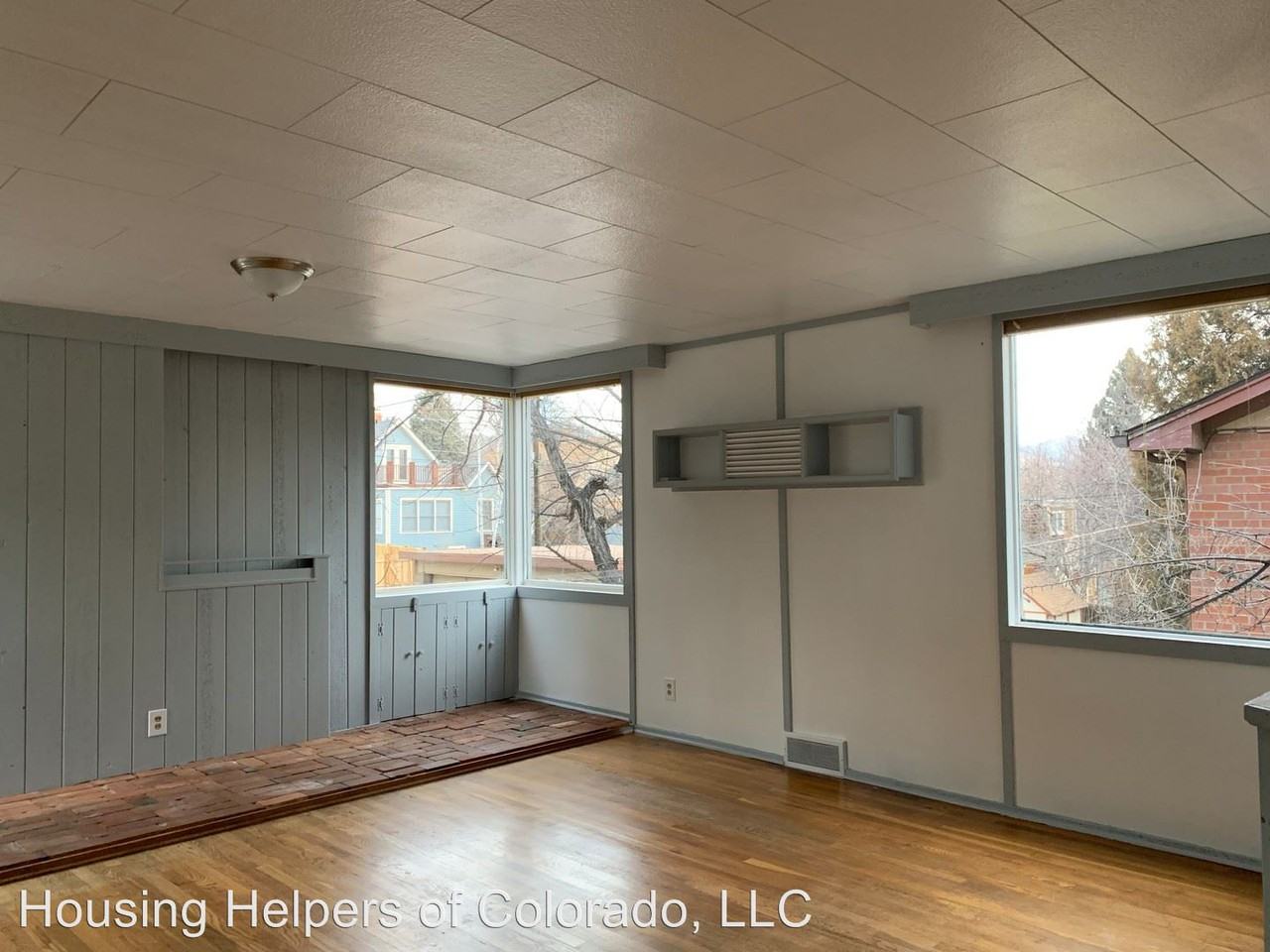 945 9th St - Photo 2 of 18