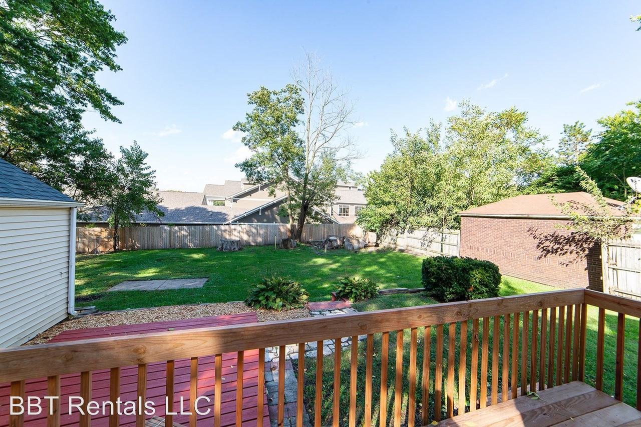 4329 Ovid Ave - Photo 2 of 10