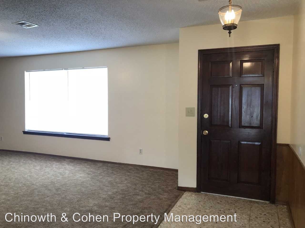 904 NE 12th St - Photo 2 of 20