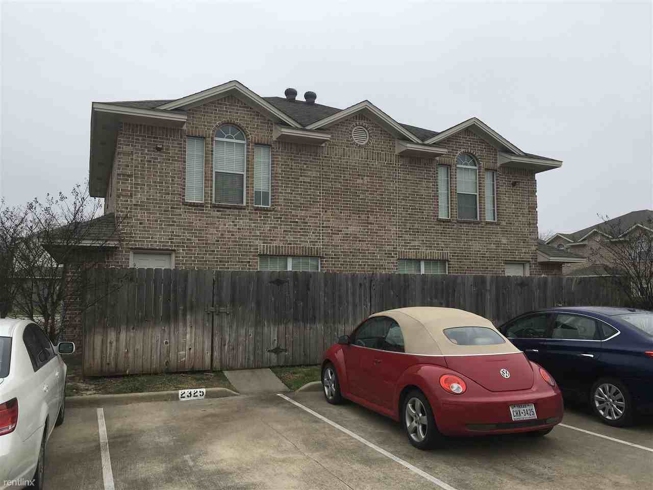 2323 Autumn Chase Loop - Photo 2 of 30