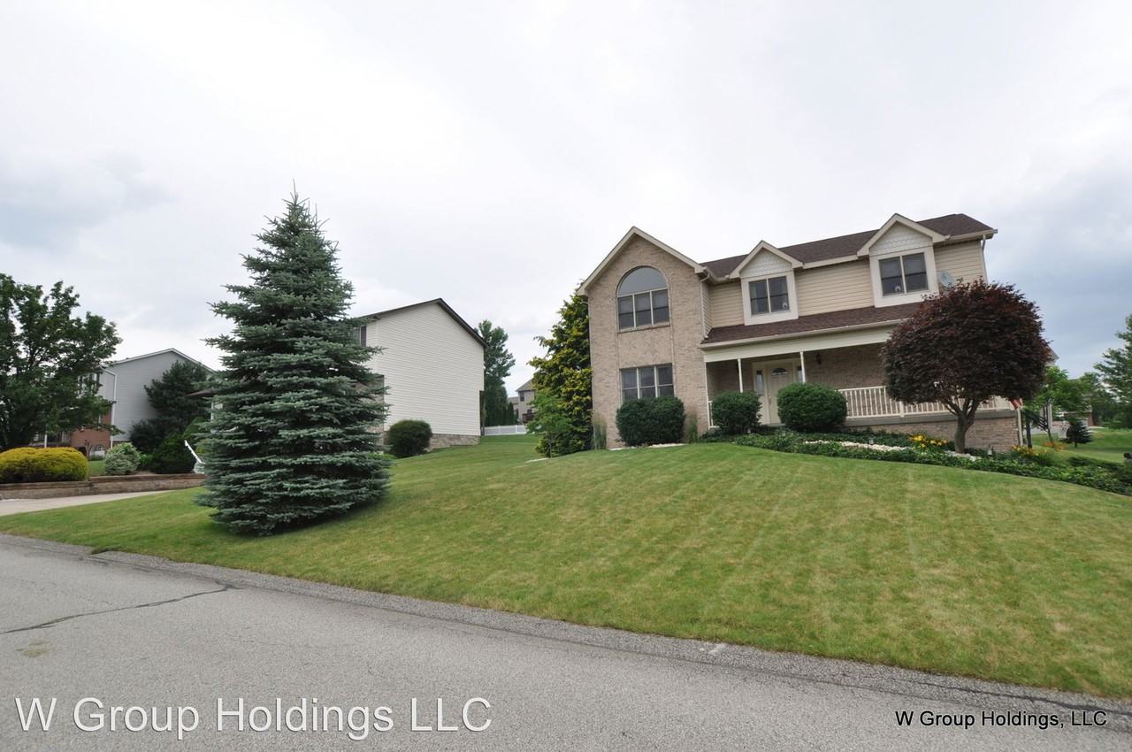 1012 Chinaberry Ct - Photo 2 of 26