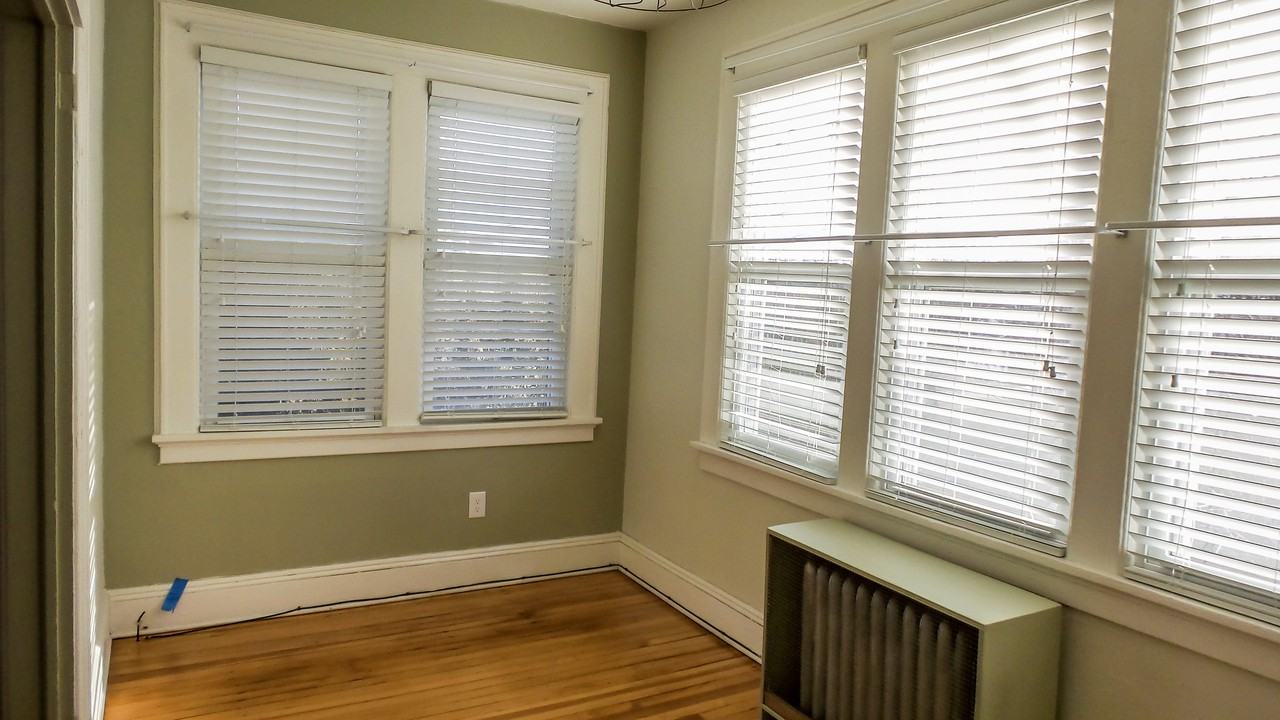 10 Killian Pl - Photo 3 of 24