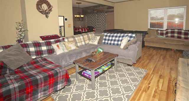 126 Brentwood Dr #0 - Photo 3 of 21