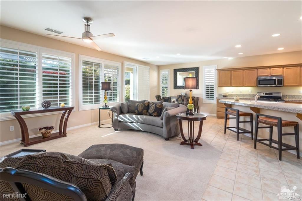 60179 Honeysuckle St - Photo 3 of 29