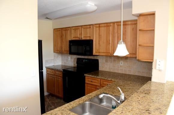 2058 Alta Meadows Ln - Photo 3 of 9