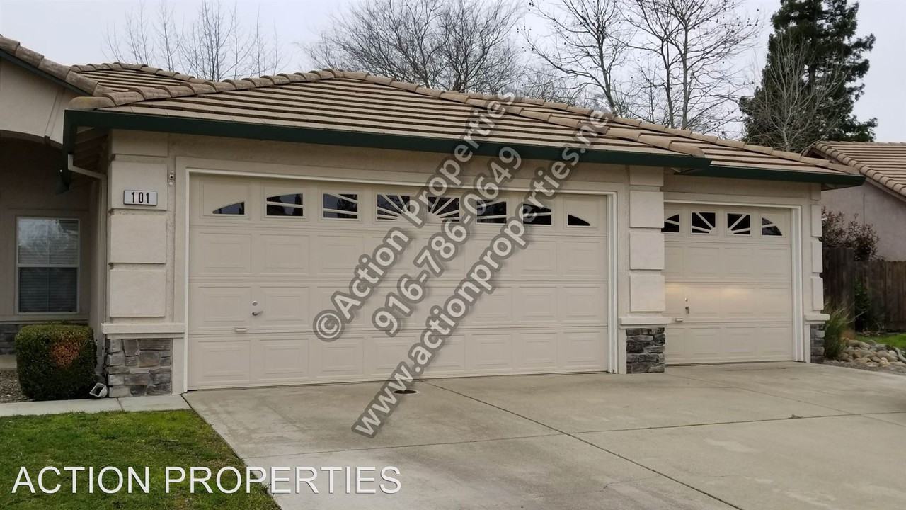 101 Stoffels Ct - Photo 2 of 29