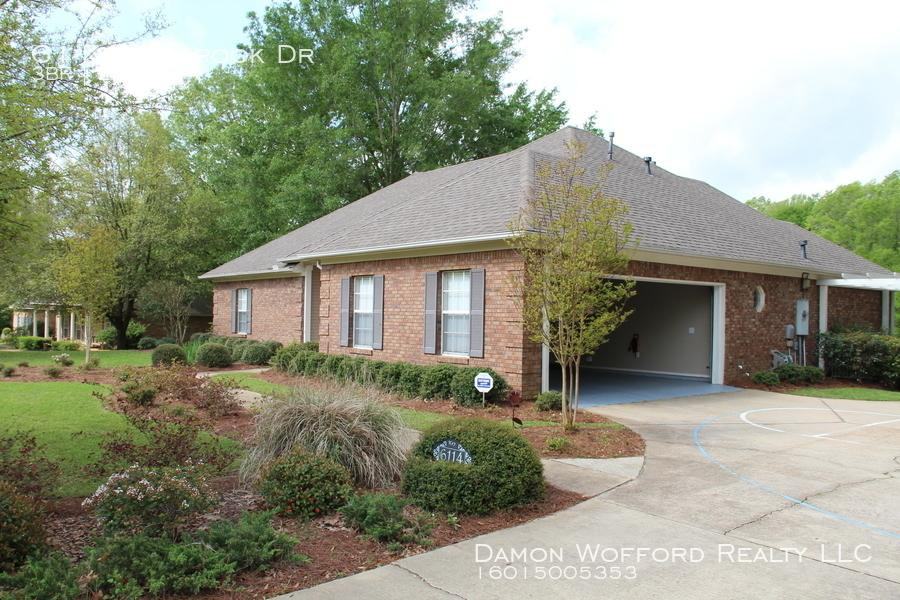 6114 Kaybrook Dr - Photo 3 of 44