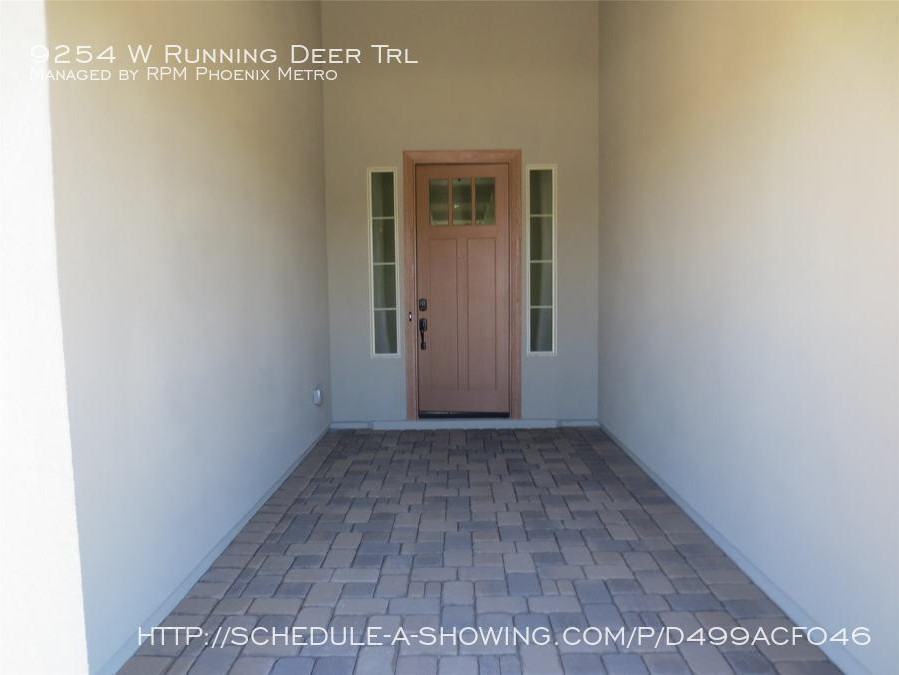 9254 Running Deer Trail - Photo 2 of 29