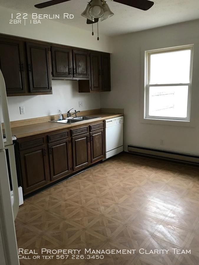 122 Berlin Rd - Photo 3 of 12