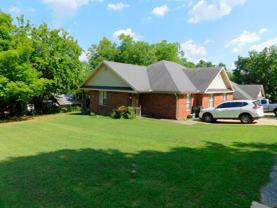 115 E Rock St - Photo 1 of 1