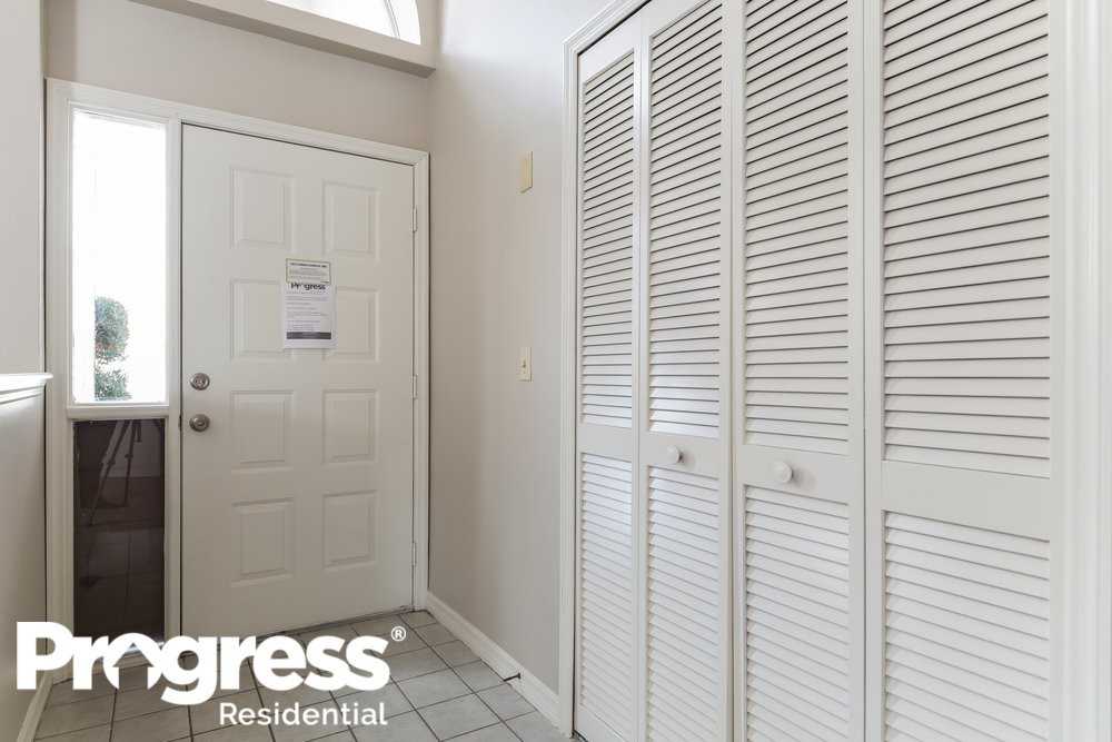 1014 E Riviera Blvd - Photo 2 of 16