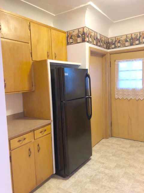 918 N 31st St - Photo 3 of 7