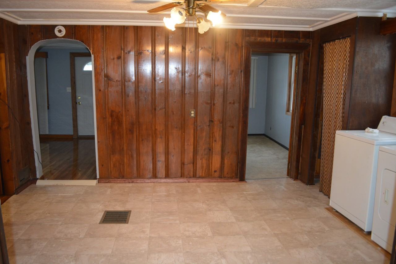 127 Sheldon Avenue - Photo 7 of 8