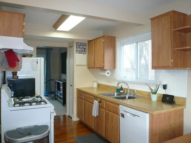 29W738 Wembly Dr - Photo 3 of 4