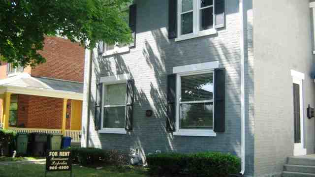 324 S 4th St - Photo 2 of 24