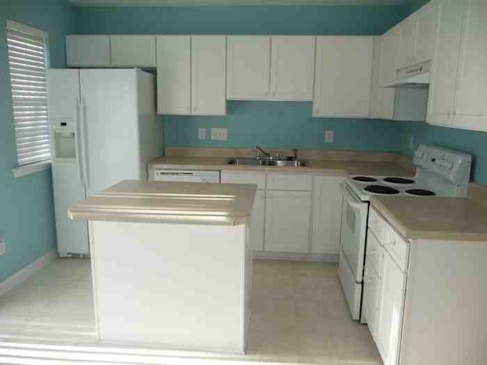 7732 Averette Field Dr - Photo 2 of 4