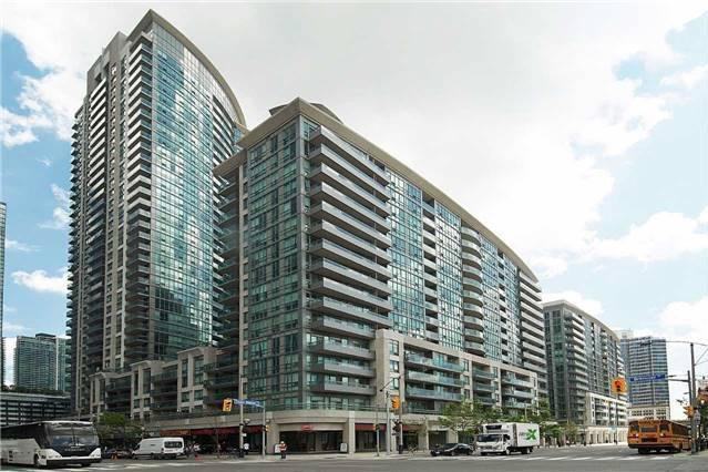 51 Lower Simcoe Street #1011