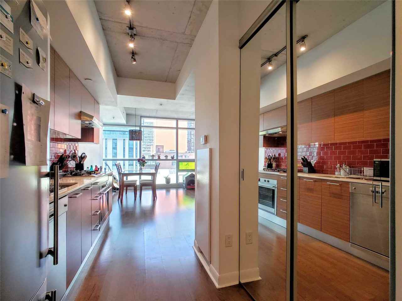 375 King Street West #509