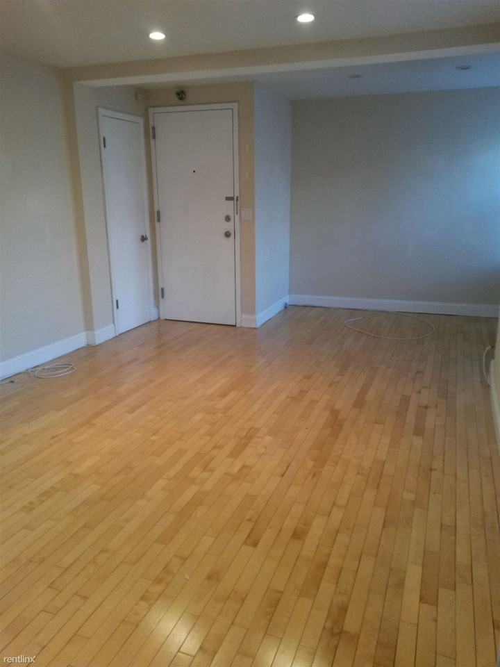 Renovated 1 Bedroom - Glenbrook Rd - Photo 3 of 6