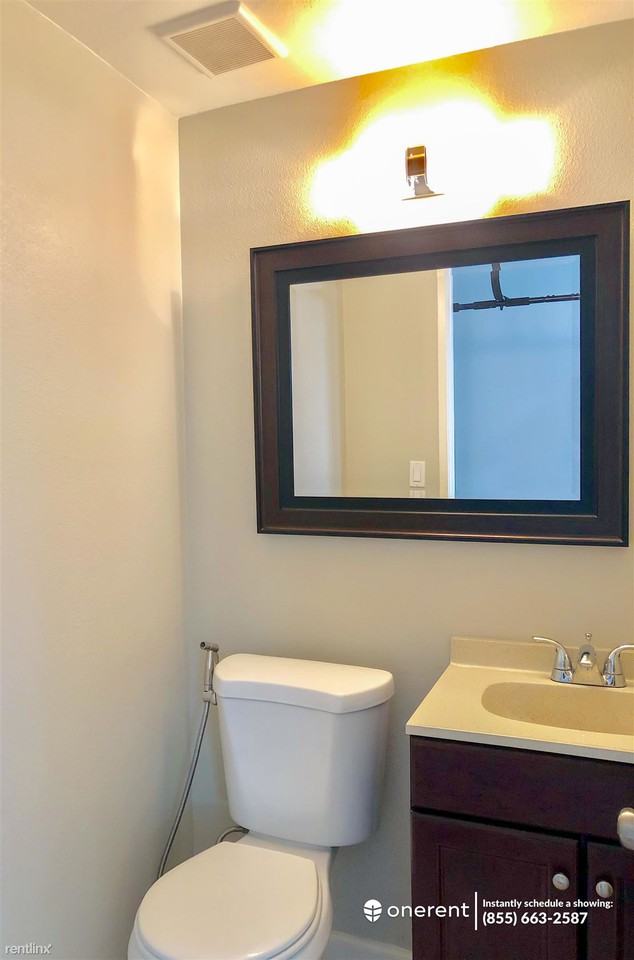 8347 Burnet Ave #11 - Photo 3 of 14