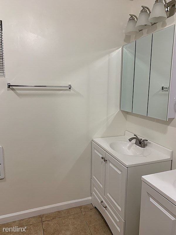 1949 5th St - Photo 3 of 10