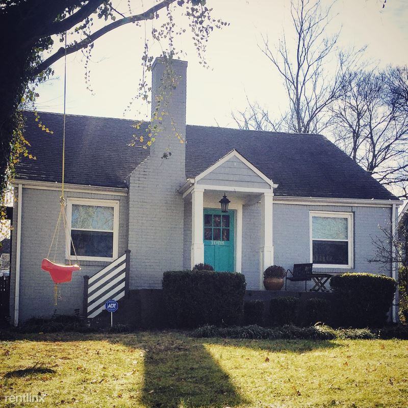 1008 Iverson Ave - Photo 2 of 11