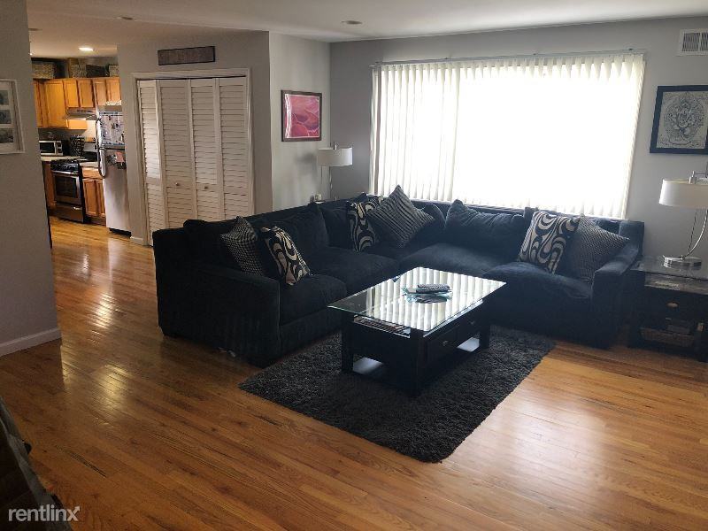 27 Grant St - Photo 3 of 12