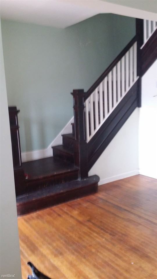 2130 N Pulaski St - Photo 3 of 38